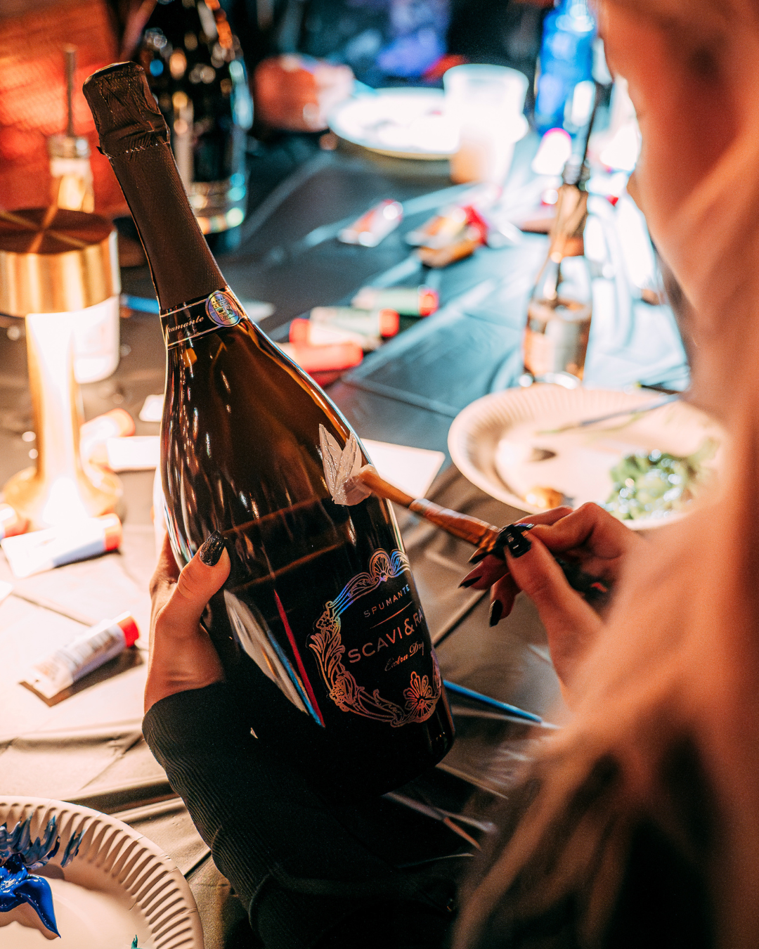11.05.2025 - SCAVI & RAY BRUNCH SPECIAL: Paint your bottle -  Bielefeld (inkl. Frühstück und Welcome Drink)